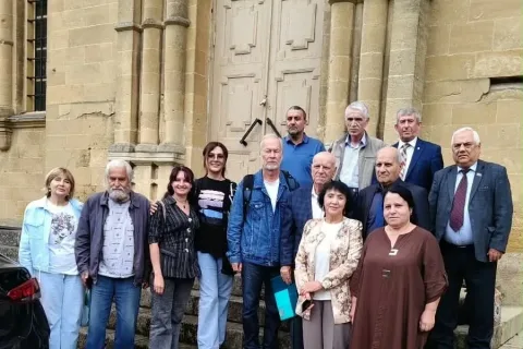 В Дербенте презентовали третье издание книги «Легенды древнего Дербента»