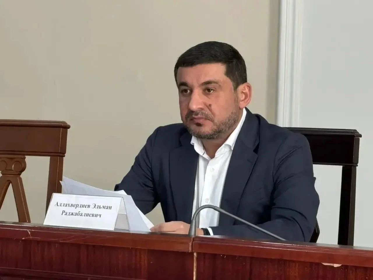 Эльман Аллахвердиев провел аппаратное совещание в Дербентском районе: итоги недели и новые задачи