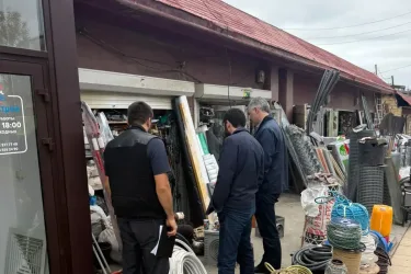 В Дербенте выявили 15 случаев незаконной уличной торговли