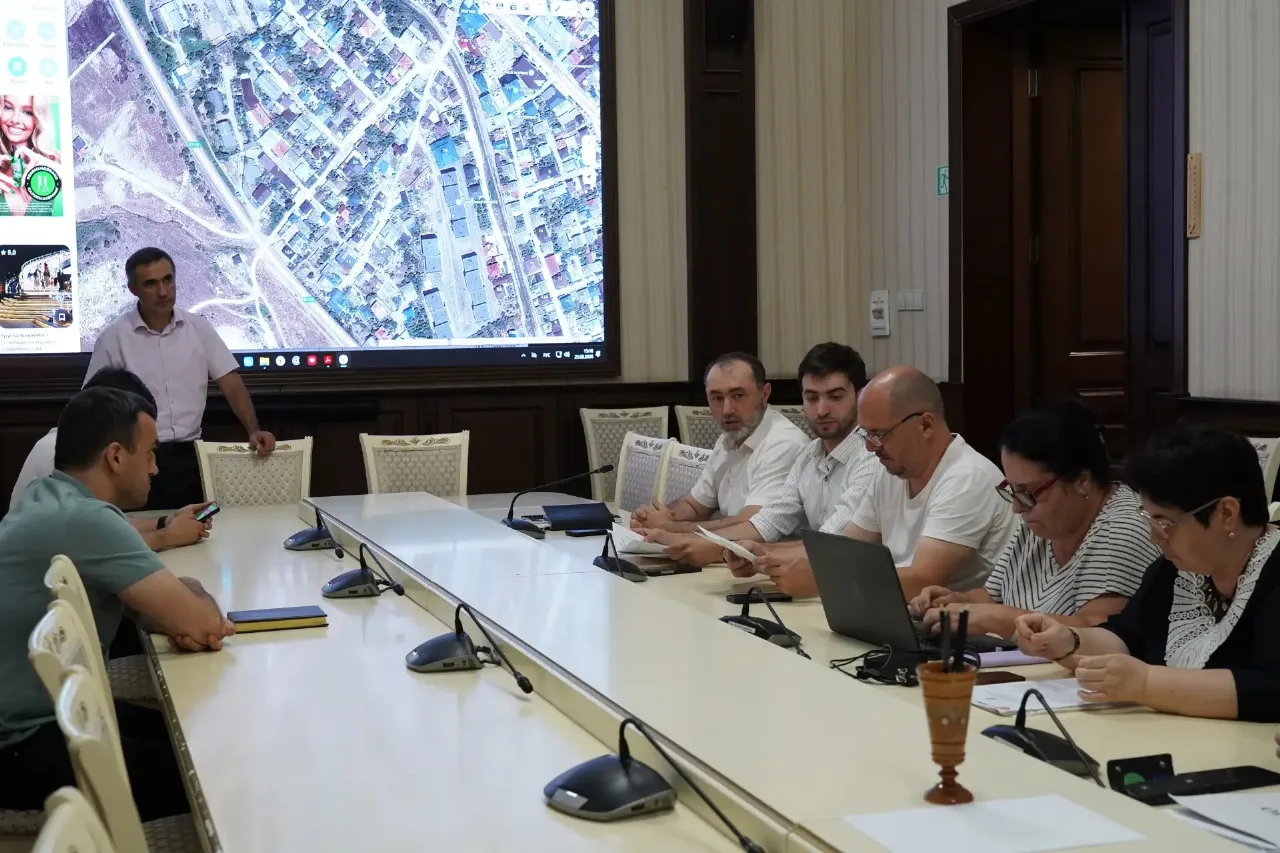В Дербенте обсудили изменения в планировке улично-дорожной сети