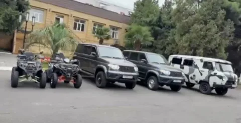 Дербентские бойцы СВО получили «Патриоты», квадроциклы и УАЗ от Магомеда Садулаева